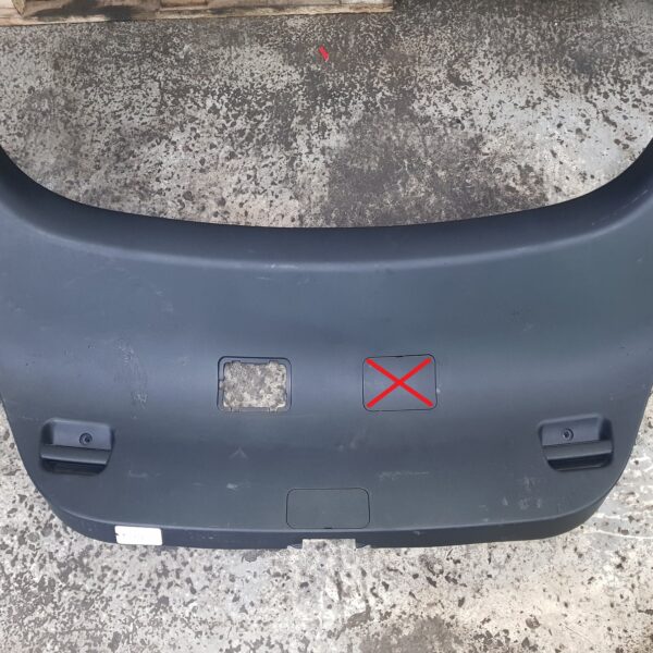 Обшивка крышки багажника Scion tC 04-10