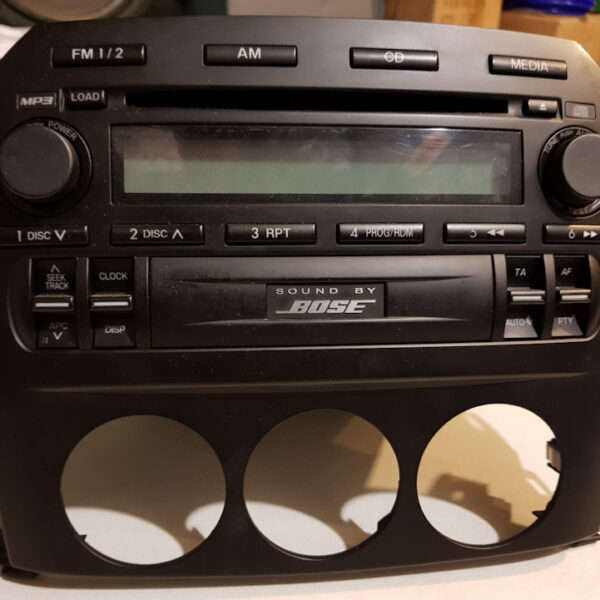 Оригинальная MP3 Магнитола Bose для Mazda MX-5 NC