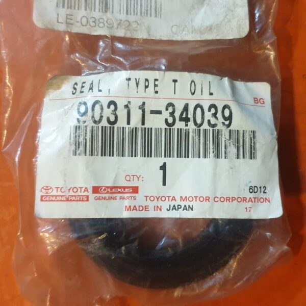 Сальник привода, правый Toyota 90311-34039