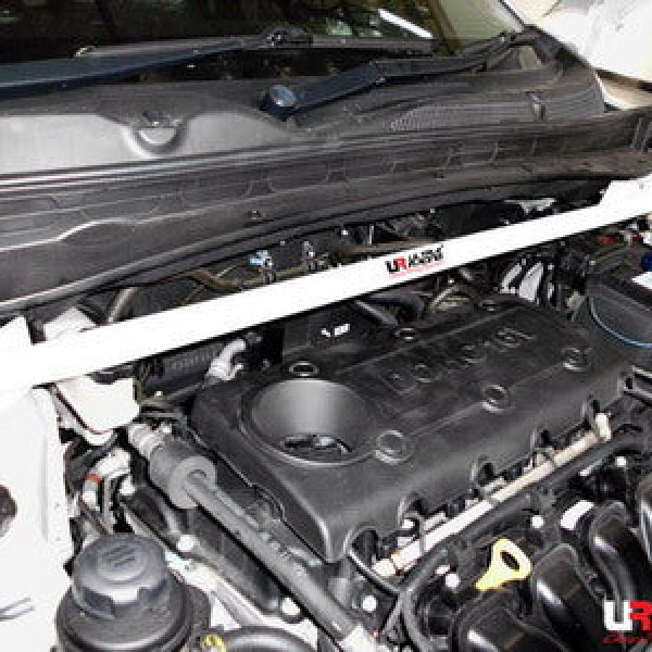 Распорка UltraRacing Kia Sportage III 10-16